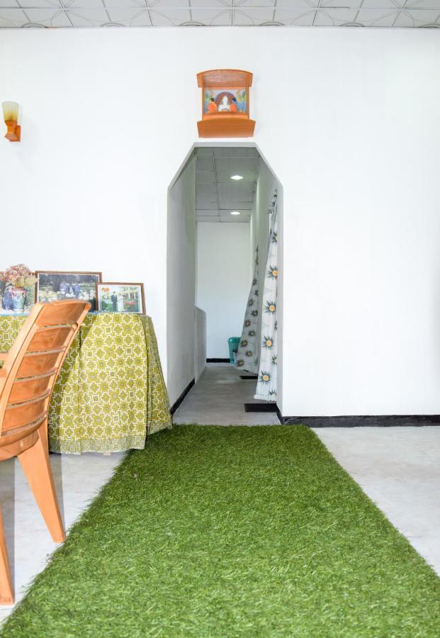 Tharaka Homestay Weligama Ngoại thất bức ảnh